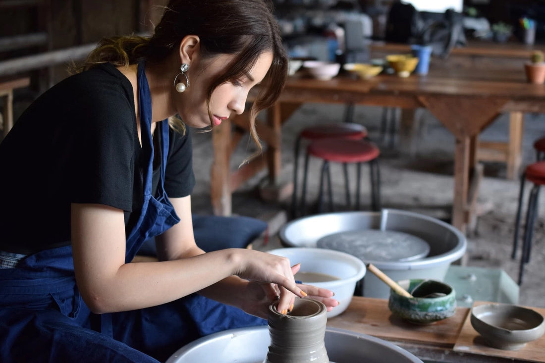 江戸文化を今に伝える、“美と静寂”の陶芸体験 —— 江戸茶寮の魅力とは
